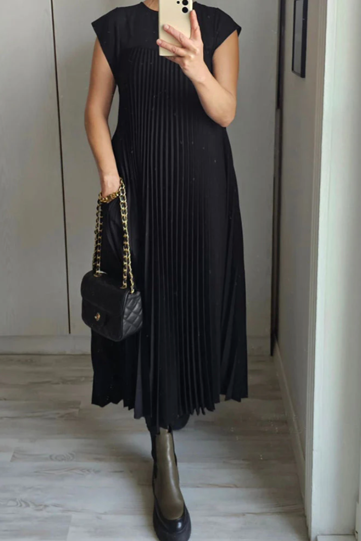 Plissé Drift Dress